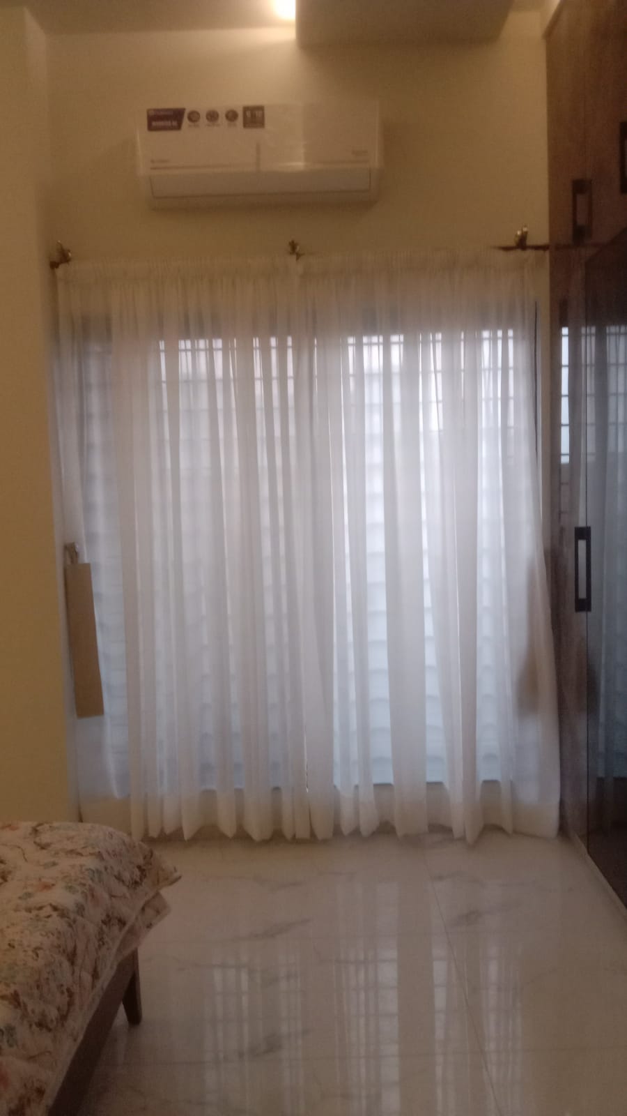 280 GSM Velvet And Premium Shafoon Curtains